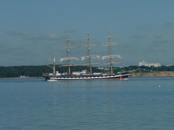 p1210779